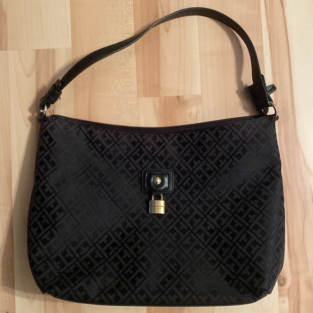 Black Tommy Hilfiger Bag